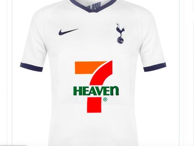 Meme Tottenham Digunduli Bayern Munich, Arsenal Ikut Nimbrung