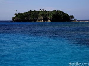 Tempat Keramat & Benteng Pertahanan Leluhur di Pulau Menangis Tempat Keramat & Benteng Pertahanan Leluhur di Pulau Menangis