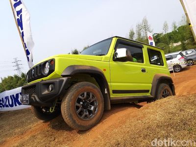 Menguji Ketangguhan Suzuki Jimny di Medan Offroad