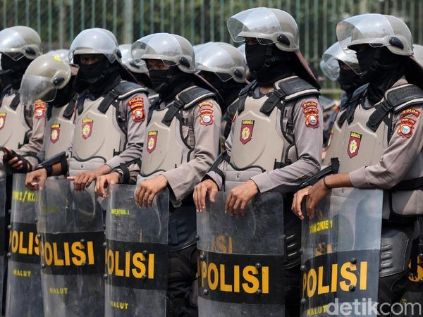 Jaga Demo Buruh, Ribuan Personel Gabungan Siap Amankan Gedung DPR