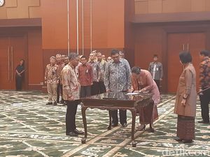 Pesan Sri Mulyani Buat Pejabat Kemenkeu yang Baru Dilantik Pesan Sri Mulyani Buat Pejabat Kemenkeu yang Baru Dilantik