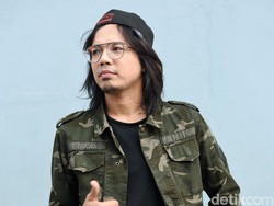 Zian Eks Zigaz Ngaku Pernah Jadi Office Boy Hingga Sekuriti