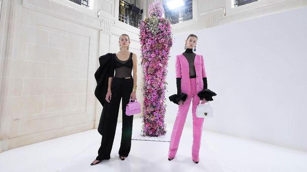 Schiaparelli RTW Spring Summer 2020
