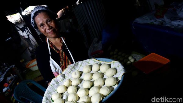Yuk, Intip Sentra Pembuat Kue di Miangas