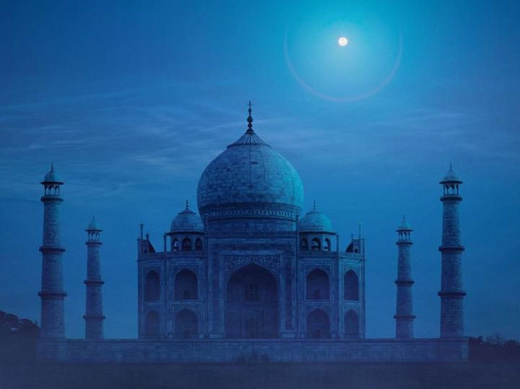 Acha-acha! Taj Mahal India Buka Juga di Malam Hari