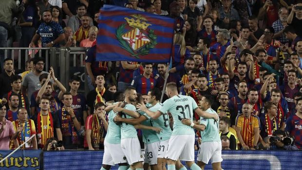 Inter sempat unggul 1-0 atas Barcelona di babak pertama.