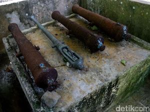 Kisah Meriam Keramat yang Tak Boleh Keluar Pulau Kisah Meriam Keramat yang Tak Boleh Keluar Pulau