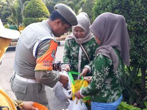 Ada Satgas Zero Plastik, ASN Pemkot Bekasi Dilarang Gunakan Kantong Plastik