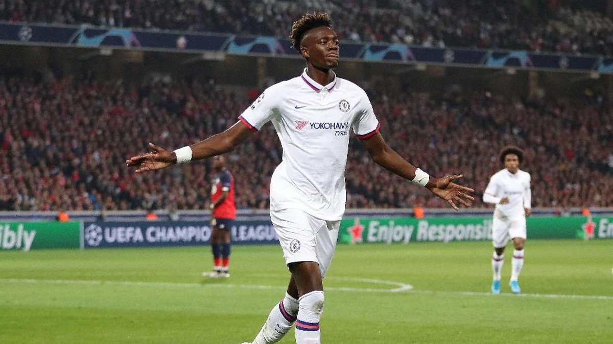 Tammy Abraham mencetak gol di hari ulang tahunnya saat Chelsea menang 2-1 atas Lille di Liga Champions (Foto: Naomi Baker/Getty Images)