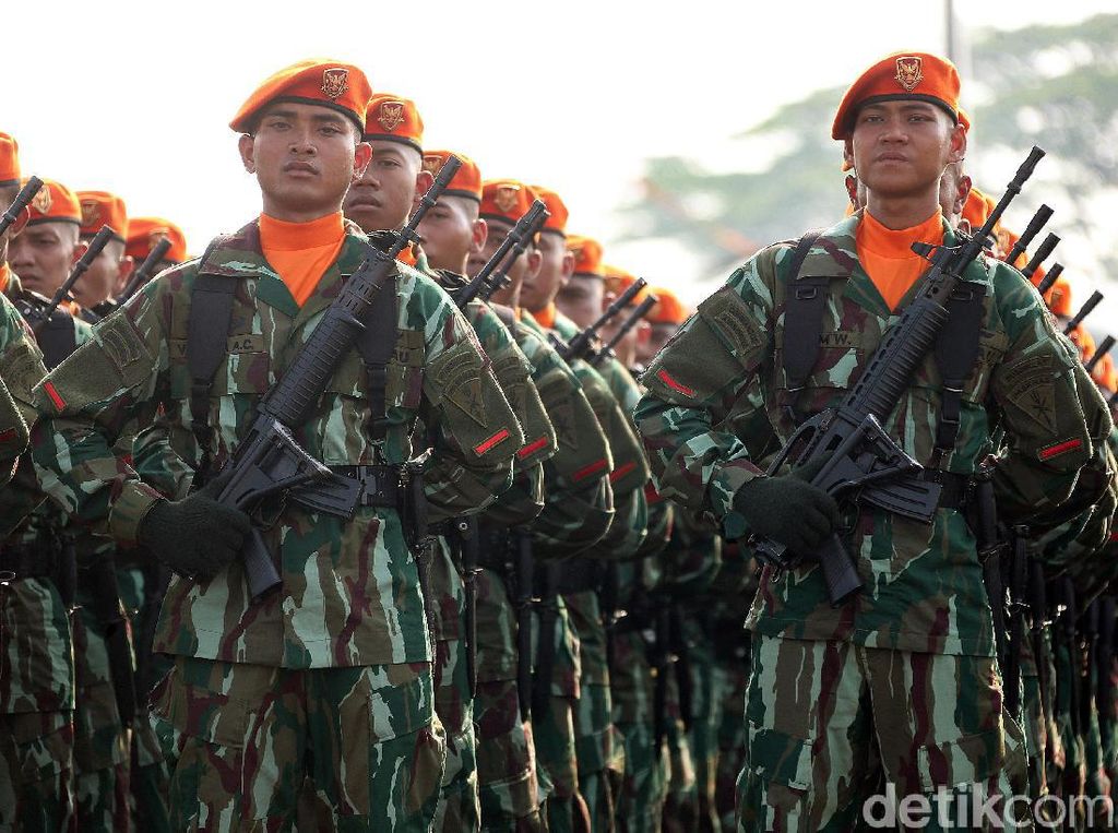 Setelah Tunjangan Kinerja, Jokowi Bakal Naikkan Gaji TNI? Setelah Tunjangan Kinerja, Jokowi Bakal Naikkan Gaji TNI?
