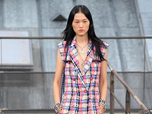 20 Koleksi Busana Ready to Wear Chanel untuk Musim Semi 2020