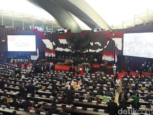 MPR Gelar Paripurna Pemilihan Ketua MPR, 328 Anggota Tak Hadir MPR Gelar Paripurna Pemilihan Ketua MPR, 328 Anggota Tak Hadir