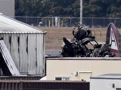 Pesawat Pengebom Era Perang Dunia II Jatuh di AS, 7 Orang Tewas