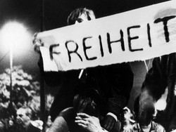 Hari Jerman Bersatu, Tokoh Politik Ingatkan Revolusi Damai Jerman Timur