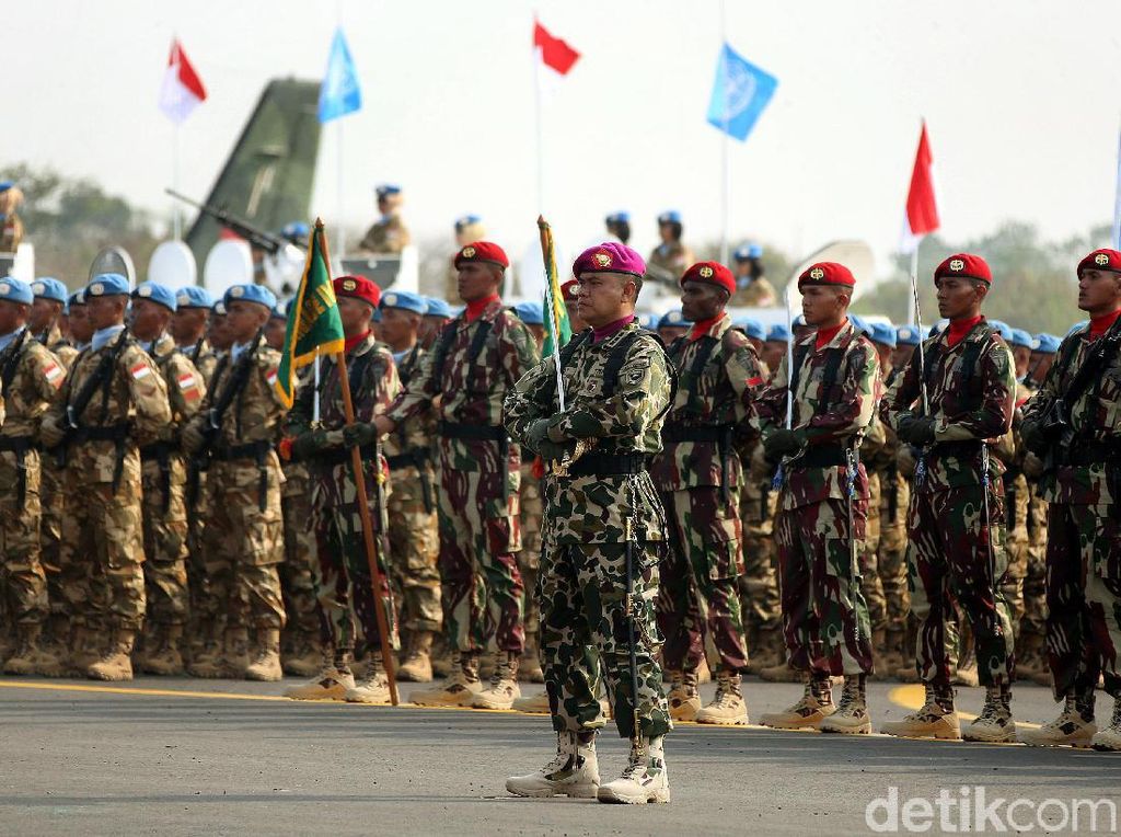 Sama-sama Bintang 4, Apa Beda Tugas Panglima dan Wakil Panglima TNI? Sama-sama Bintang 4, Apa Beda Tugas Panglima dan Wakil Panglima TNI?
