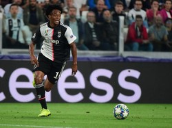Juventus Pastikan Juan Cuadrado Positif Covid-19