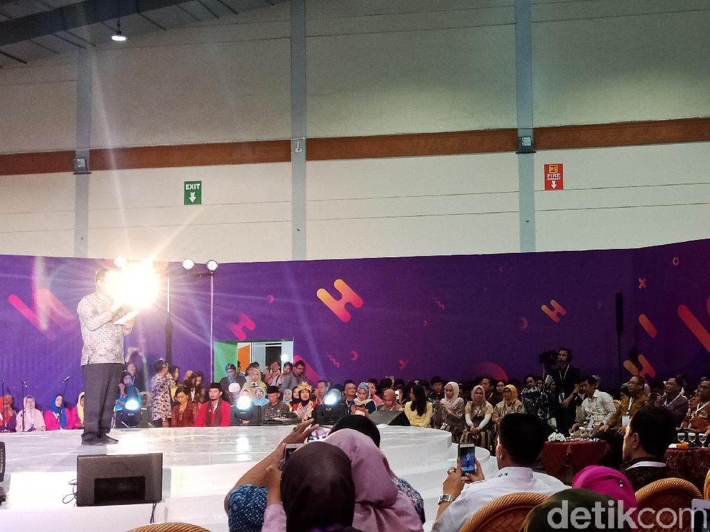 Menristek Targetkan Startup Indonesia Capai 4.500 pada 2024 Menristek Targetkan Startup Indonesia Capai 4.500 pada 2024