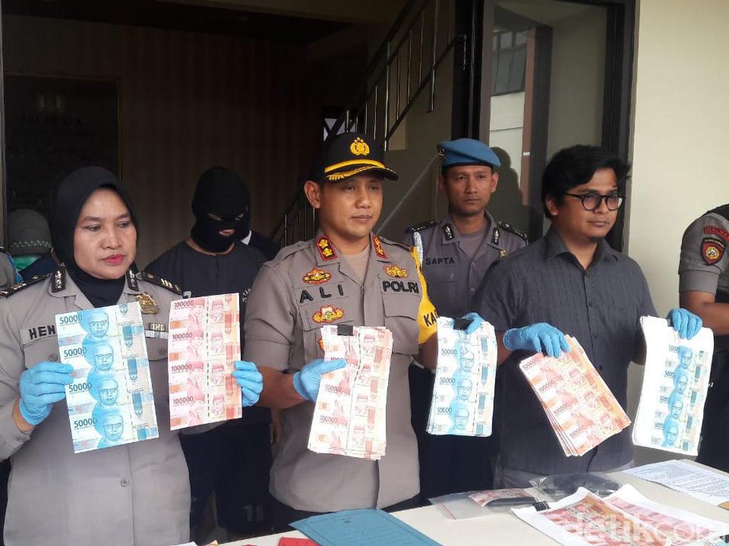 Terlibat Peredaran Upal, Pasutri Ditangkap Polres Temanggung Terlibat Peredaran Upal, Pasutri Ditangkap Polres Temanggung