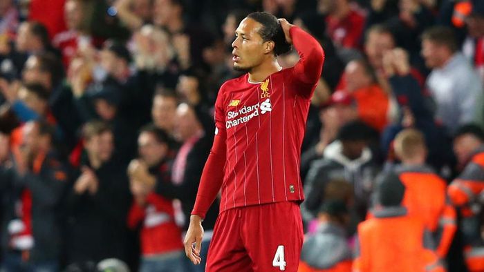 Virgil van Dijk tidak terlalu mempermasalahkan soal rekor clean sheet Liverpool yang buruk musim ini (Foto: Alex Livesey/Getty Images) Virgil van Dijk tidak terlalu mempermasalahkan soal rekor clean sheet Liverpool yang buruk musim ini (Foto: Alex Livesey/Getty Images)