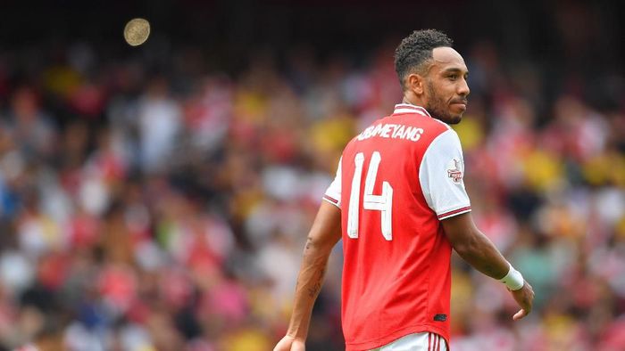 Pierre-Emerick Aubameyang menyerang balik bos Borussia Dortmund. (Foto: Michael Regan/Getty Images) Pierre-Emerick Aubameyang menyerang balik bos Borussia Dortmund. (Foto: Michael Regan/Getty Images)
