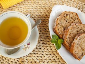 Cara Membuat Bolu Pisang, Kue Manis dan Legit Khas Sukabumi Cara Membuat Bolu Pisang, Kue Manis dan Legit Khas Sukabumi