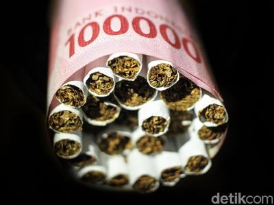 Ancaman PHK di Balik Kenaikan Cukai Rokok