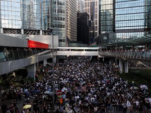 Ribuan Demonstran Hong Kong Kembali Turun ke Jalan