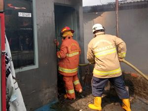 Ruang Tunggu Rutan Pondok Bambu Terbakar, Diduga Akibat Korsleting Ruang Tunggu Rutan Pondok Bambu Terbakar, Diduga Akibat Korsleting