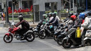 Dipantau CCTV, Masih Ada Pemotor Bandel di Sudirman-Thamrin