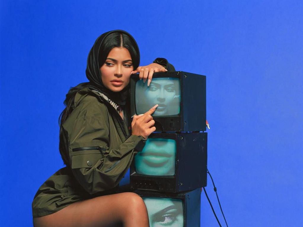 Kylie Jenner Unjuk Suara, Netizen: Aku Sih Yes! Kylie Jenner Unjuk Suara, Netizen: Aku Sih Yes!