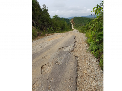 Jalan Perbatasan RI-Malaysia di Kapuas Hulu Kalbar Rusak Parah