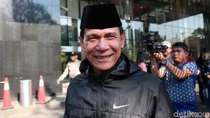 Senyum Rizal Djalil Usai Diperiksa KPK Soal Suap Proyek Air Minum