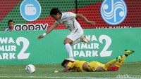 PSS Sleman terus melakukan penekanan ke Bhayangkara FC.