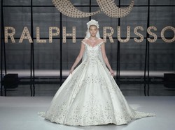 Tren Baju Pengantin 2020, Gaun a la Princess Tapi Sepatu Pakai Sneakers