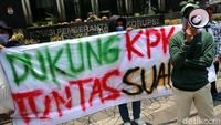 Walhi Geruduk KPK Terkait PLTU II Cirebon