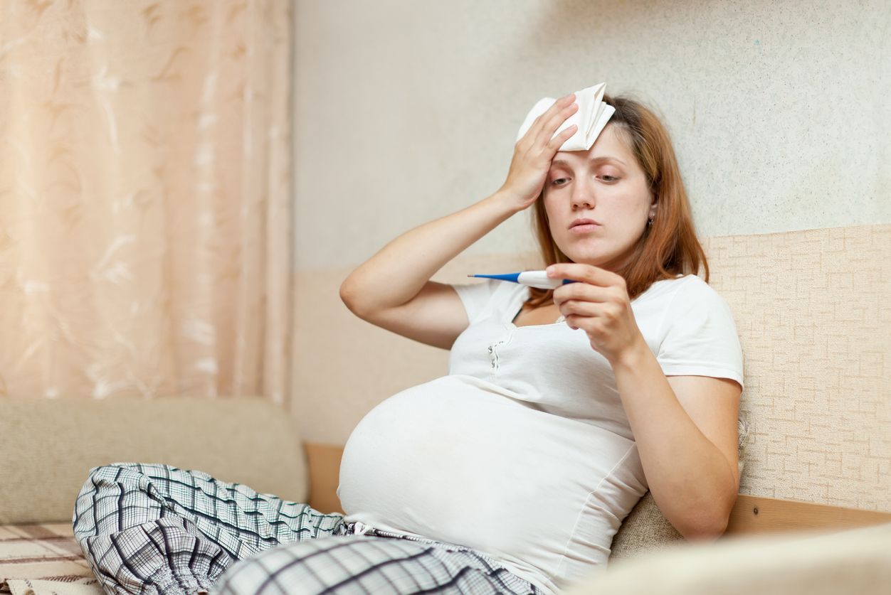 5 Bahaya Ibu Hamil Dehidrasi, Migrain hingga Bayi Lahir Prematur