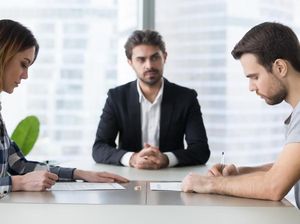 Bersinggungan dengan Hukum, Berapa Gaji Tim Legal? Bersinggungan dengan Hukum, Berapa Gaji Tim Legal?