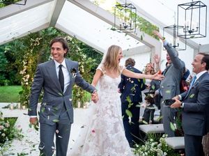 Viral Video Saat Pengantin Pria Kasih Salam 2 Jari pada Mantan Pacar Istri