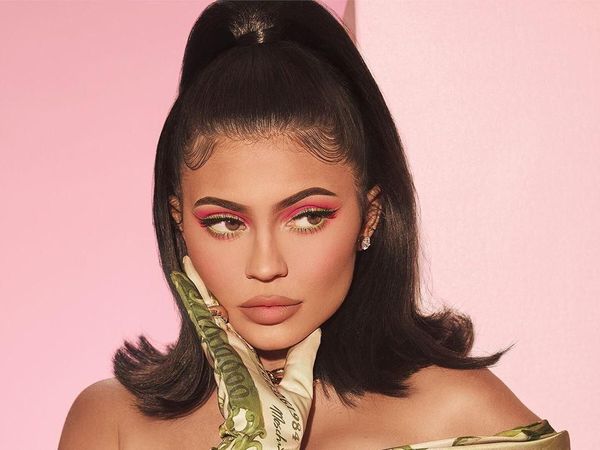Foto: Keunikan Kantor Kylie Jenner, Bunga dari Uang Hingga Studio Foto