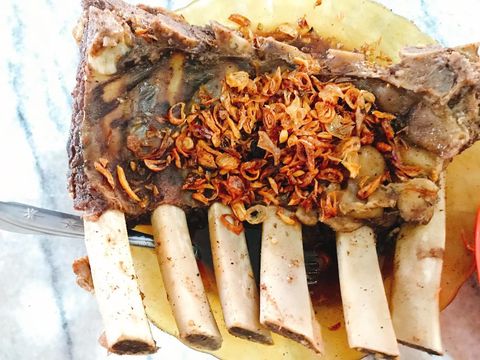 Tonton Bikin Laper: Cicip Bakso Rudal Sampai Konro Bakar Mantap