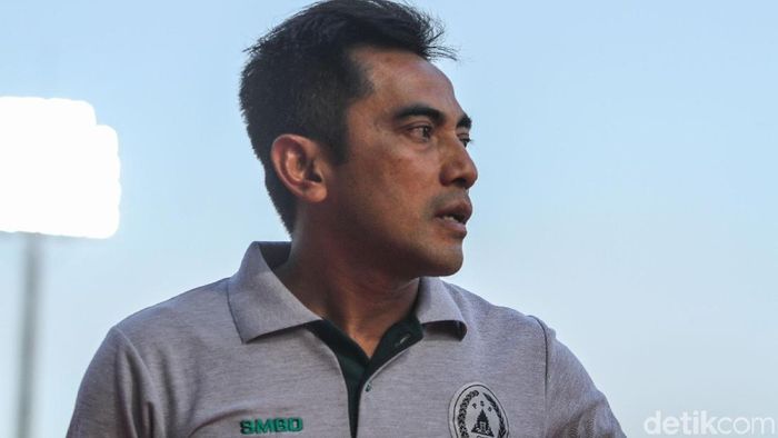 Seto Nurdiantoro dikabarkan akan jadi ajun Shin Tae-yong di timnas Indonesia. (Foto: Rifkianto Nugroho/detikSport) Seto Nurdiantoro dikabarkan akan jadi ajun Shin Tae-yong di timnas Indonesia. (Foto: Rifkianto Nugroho/detikSport)