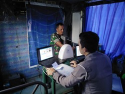 Jangan Pakai Baju Biru saat Perpanjang atau Bikin SIM Baru