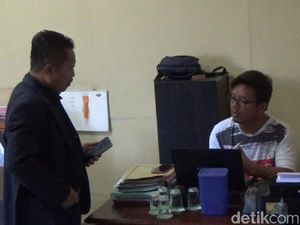 Anggota DPRD Probolinggo Ditahan Diduga Terkait Ijazah Palsu Anggota DPRD Probolinggo Ditahan Diduga Terkait Ijazah Palsu