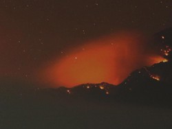 10 Tim SAR Jember Bantu Evakuasi Pendaki Terjebak Kebakaran Gunung Raung