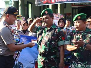 50 Anggota TNI Probolinggo Dapat Kejutan Pemberian SIM Gratis