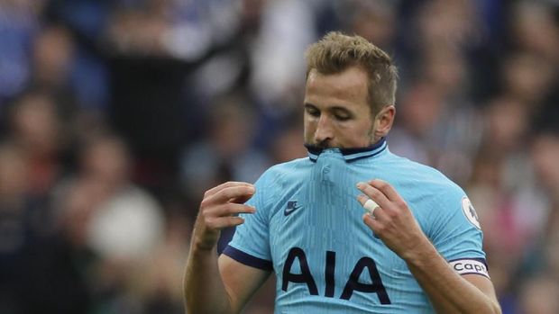 Tottenham Hancur, Lloris Cedera Parah