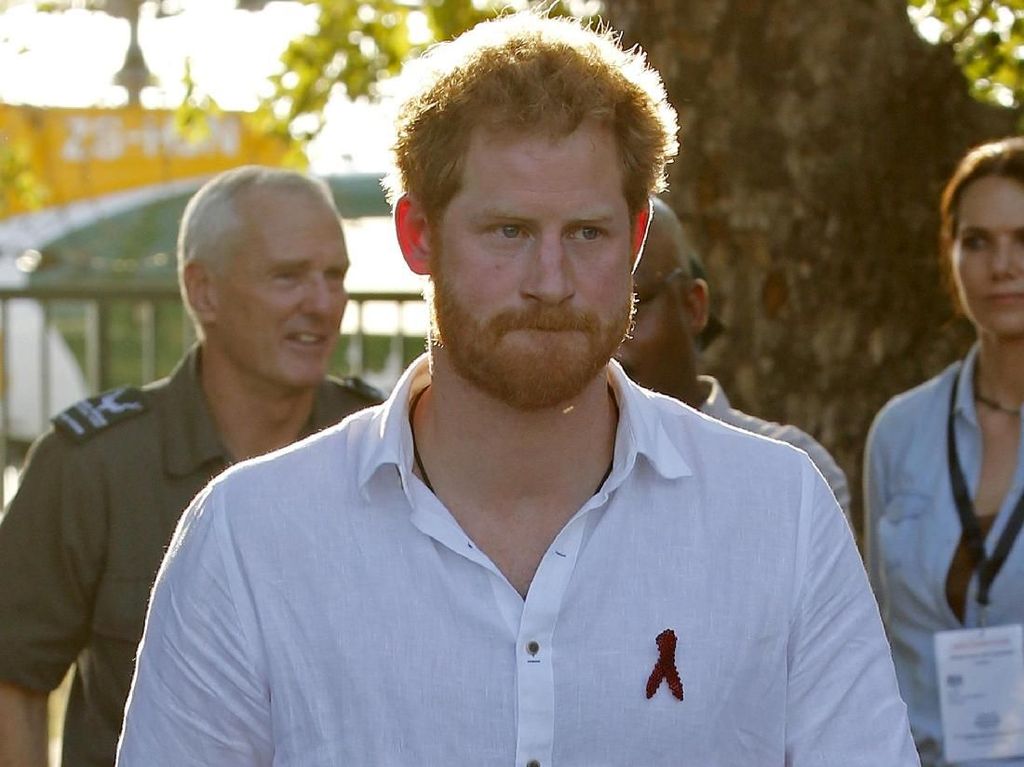 Tos dengan Pangeran Harry, Penyanyi Ini Malah Kena Masalah Tos dengan Pangeran Harry, Penyanyi Ini Malah Kena Masalah