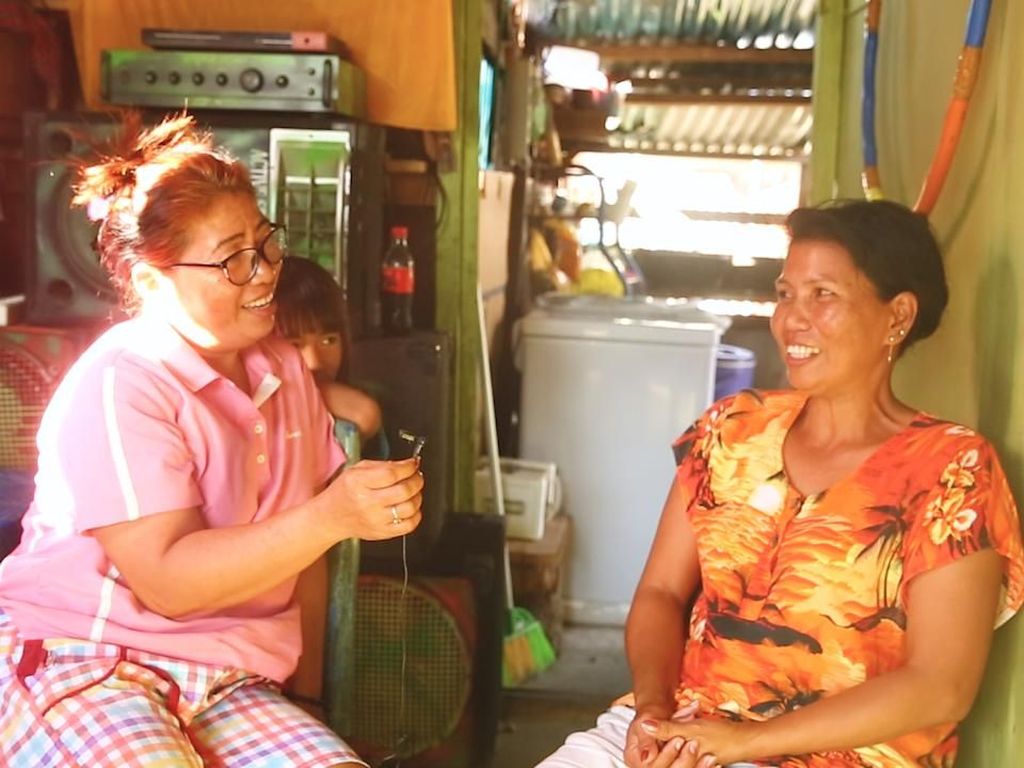 Fasih! Saat Warga Pulau Miangas Bicara dengan Bahasa Filipina Fasih! Saat Warga Pulau Miangas Bicara dengan Bahasa Filipina
