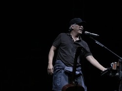 Lirik dan Chord Lagu Terminal dari Iwan Fals Ft. Franky Sahilatua