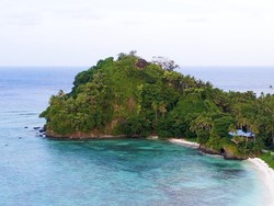 Pantai Wolo, Si Cantik dari Pulau Miangas